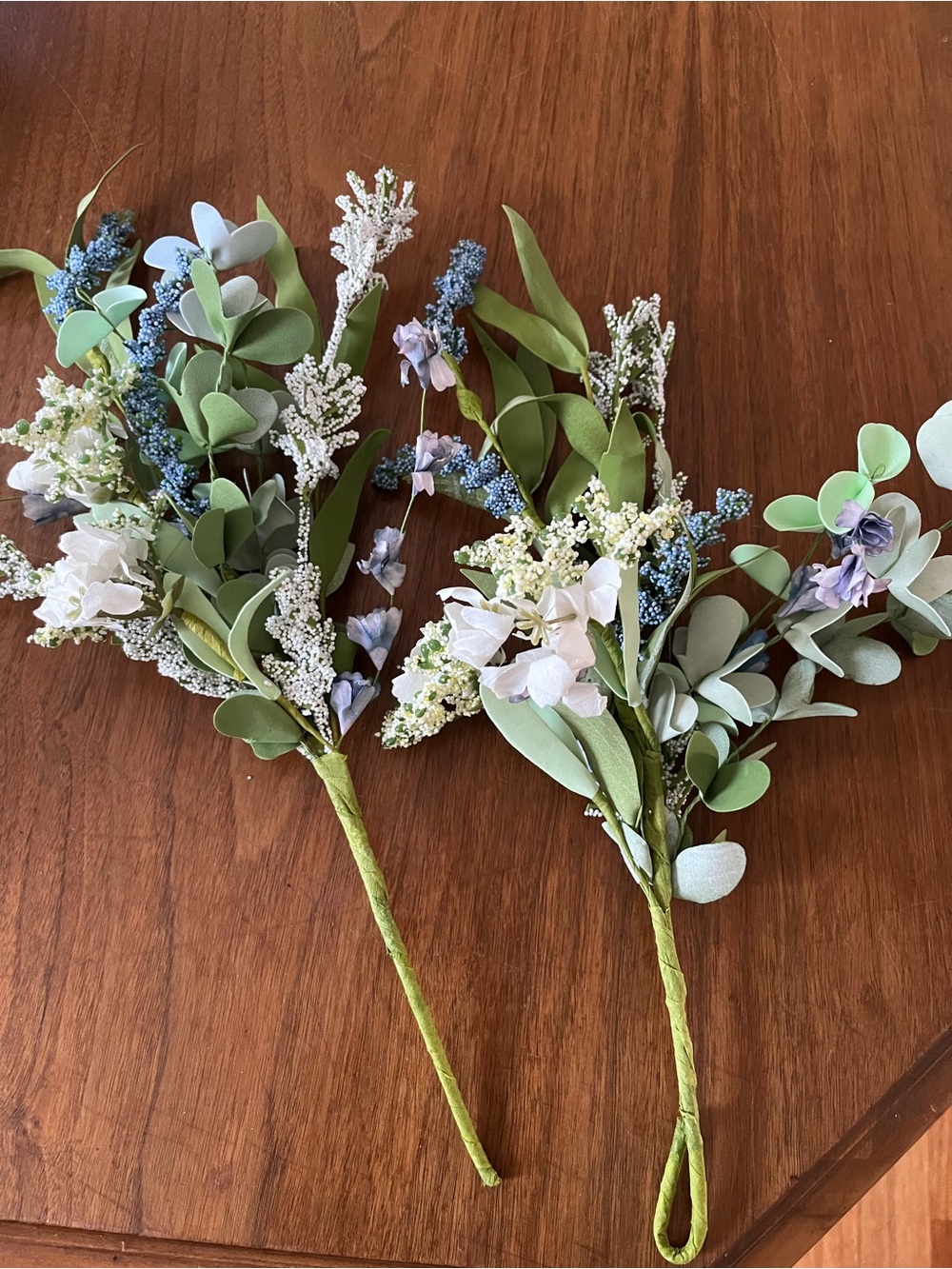 Silk Mixed Green and Blue Floral Stems
